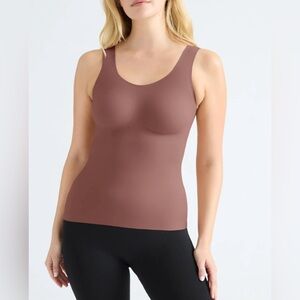 #090 Knix Luxlift Tank (PTP - 16.5)